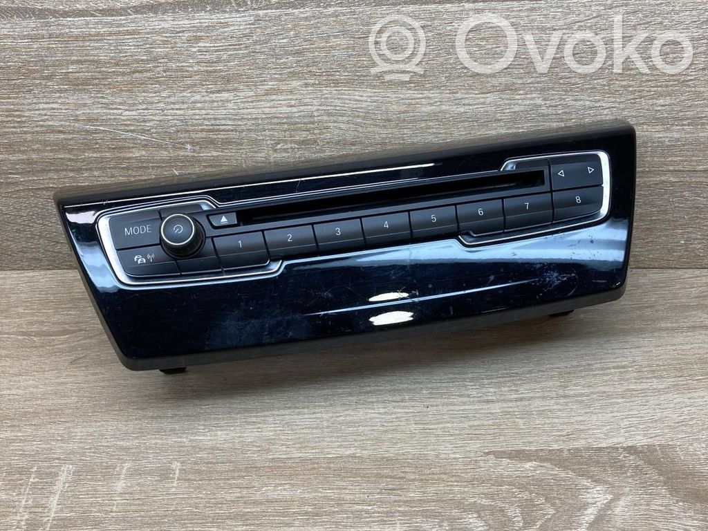 BMW 2 F45 Head unit multimedia control 