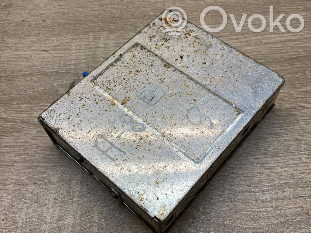 Audi A8 S8 D2 4D GPS navigation control unit/module 