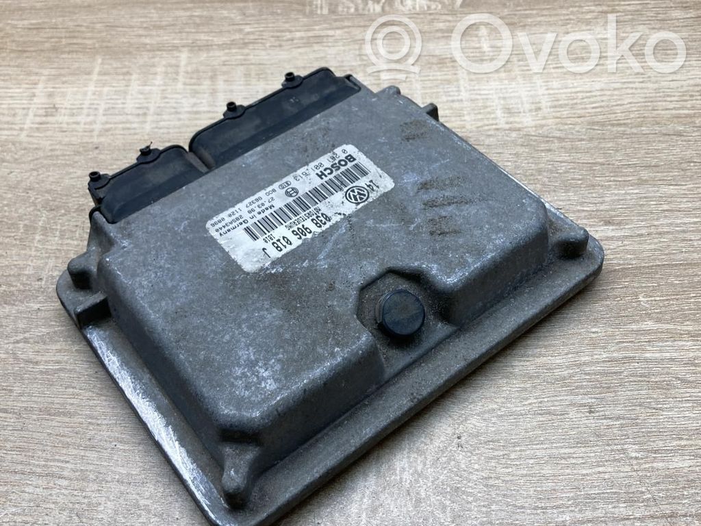 Volkswagen Golf IV Unitate control motor/modul ECU 