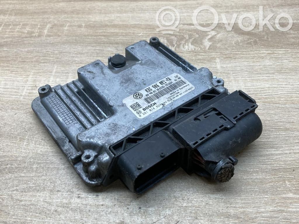 Volkswagen Jetta III Engine control unit/module ECU 