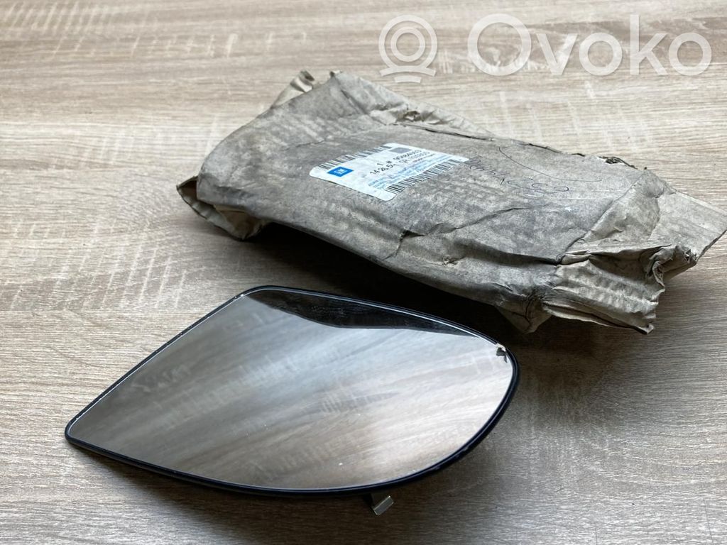 Opel Corsa B Wing mirror glass 