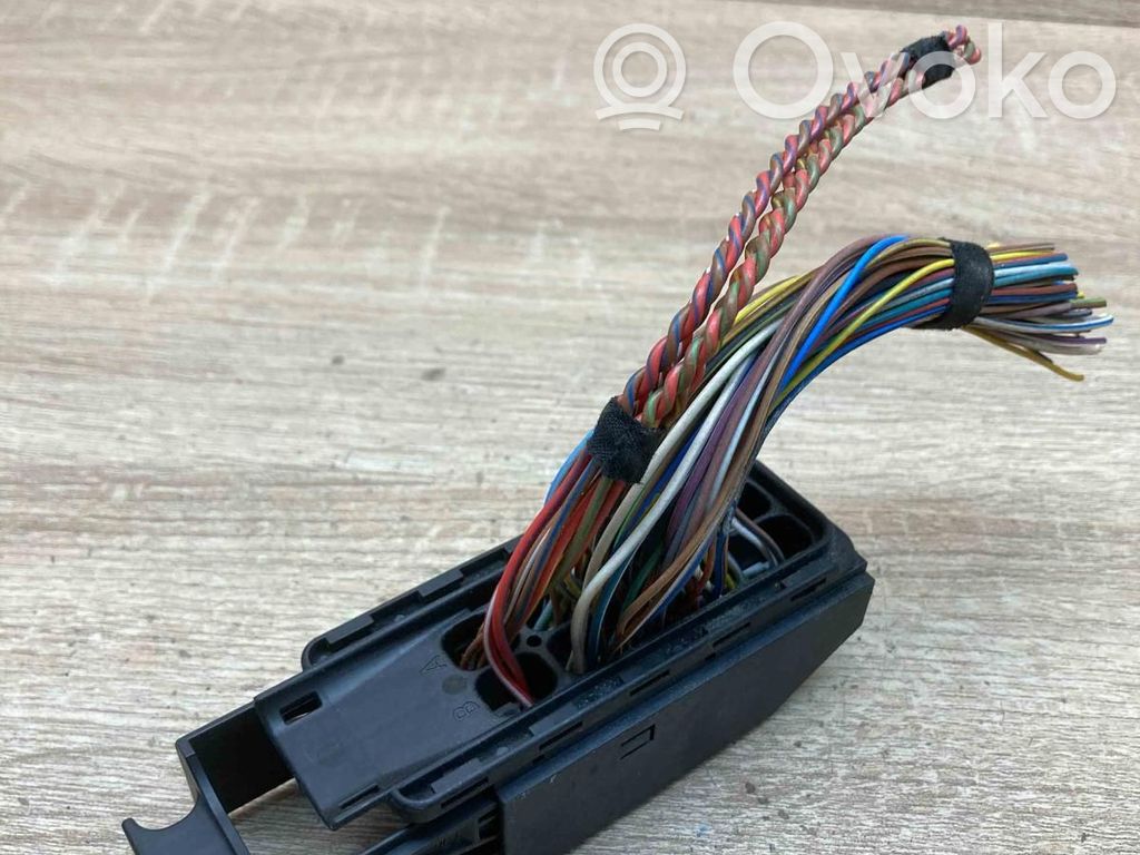 BMW 5 E60 E61 Plug wire 
