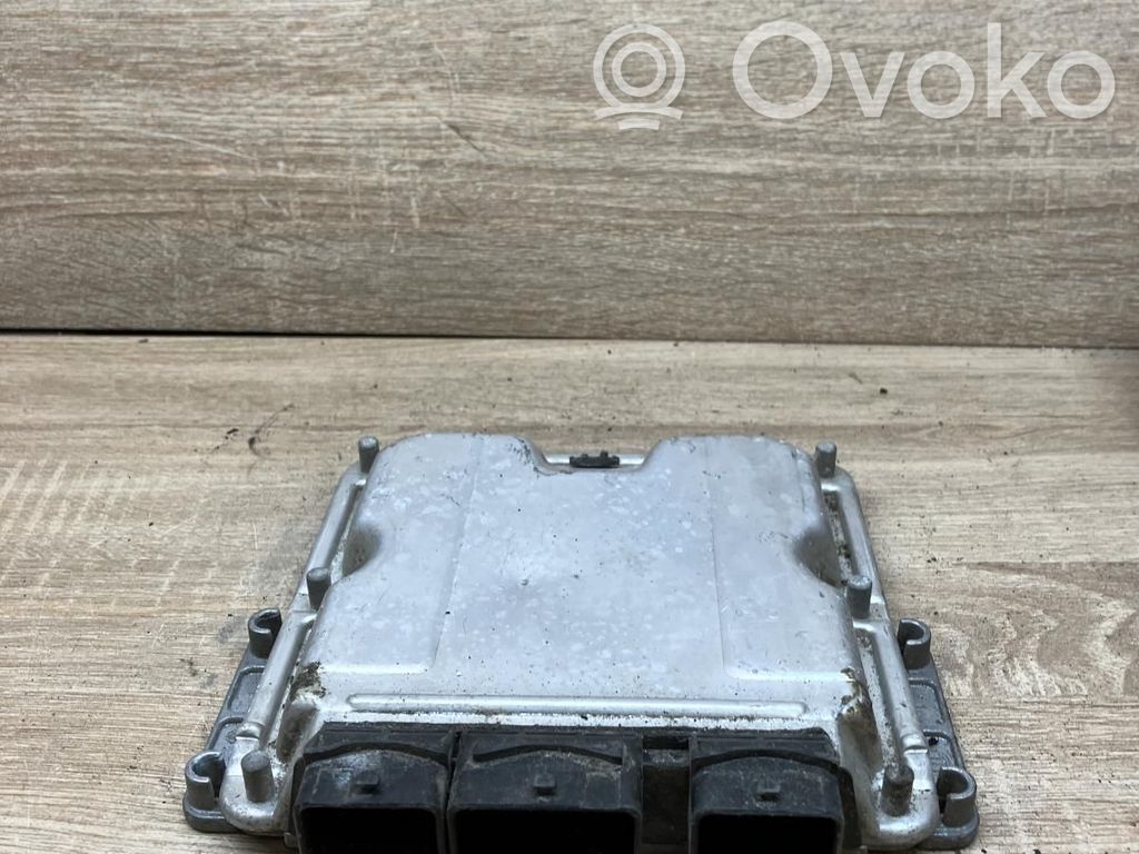 Engine control unit/module   9652590280,0281011363