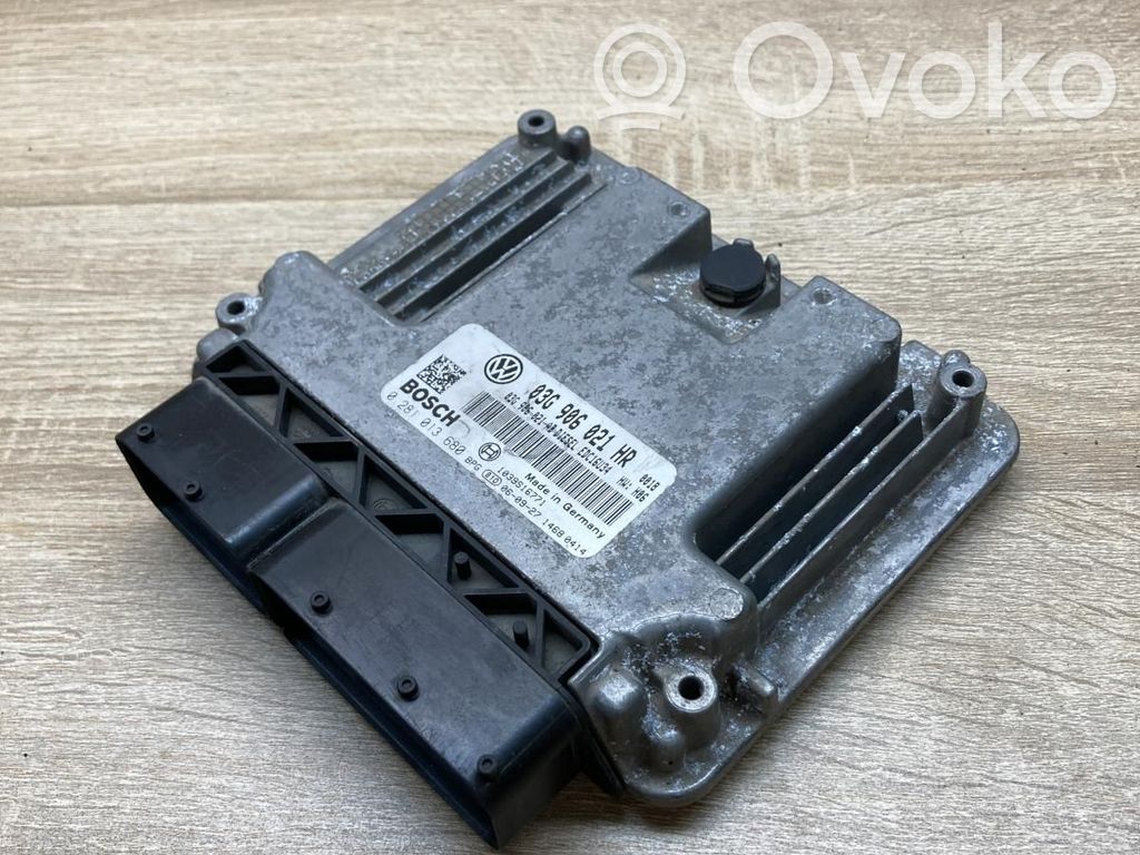 Volkswagen PASSAT B6 Engine control unit/module ECU 