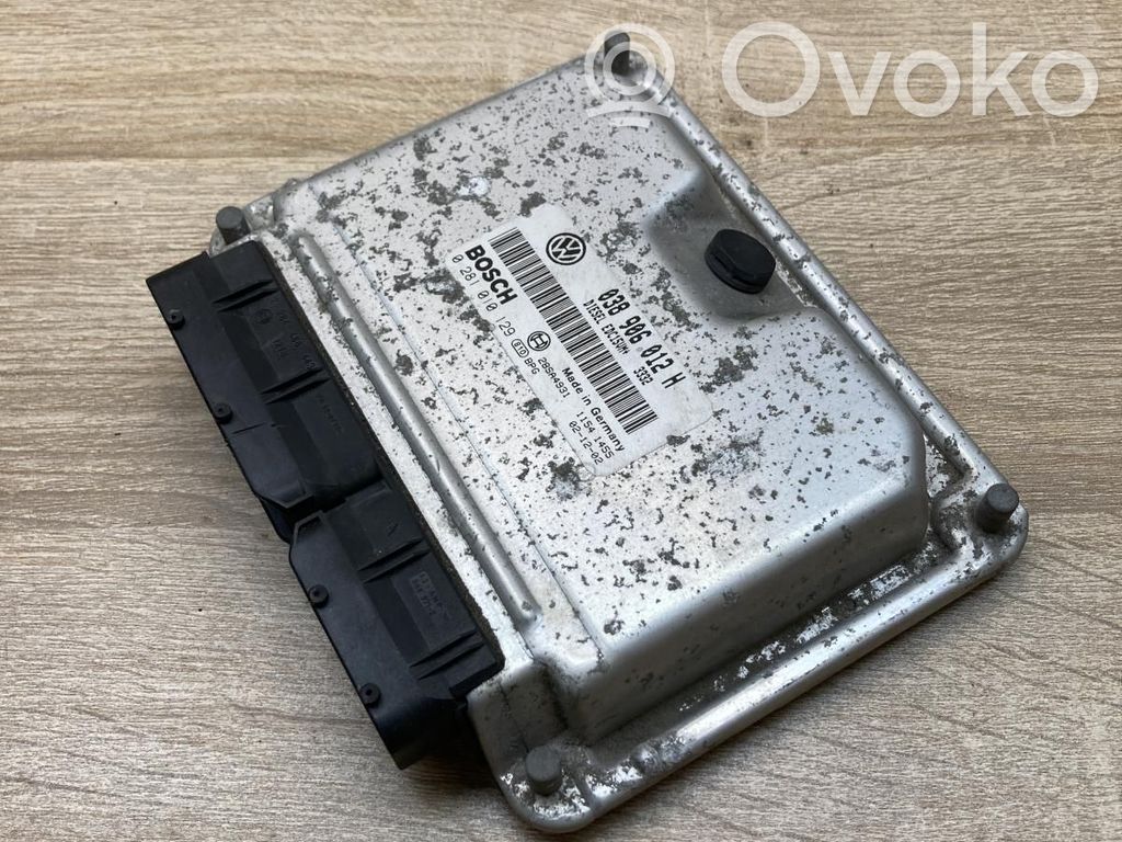Skoda Octavia Mk1 (1U) Unité de commande, module ECU de moteur 