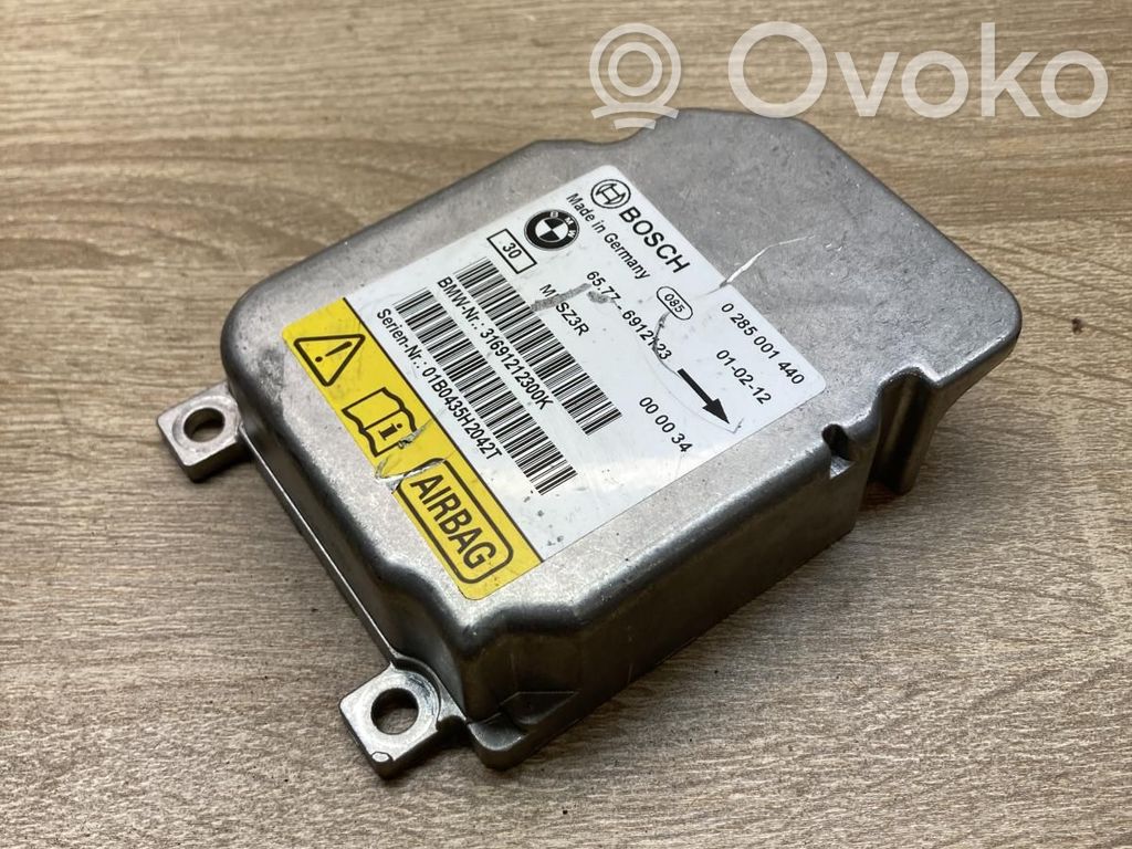 Airbag control unit/module   6912123,0285001440