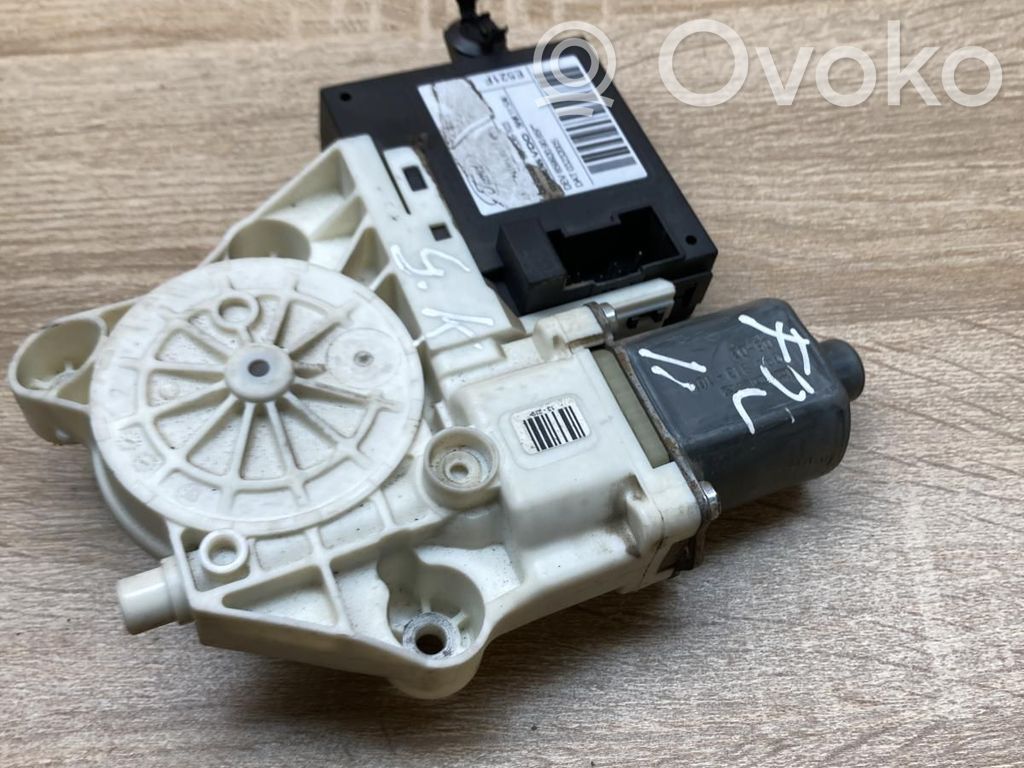 Ford Focus Silniczek podnoszenia szyby drzwi tylnych 