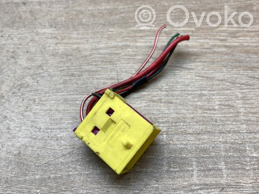 Plug wire   8A0972985