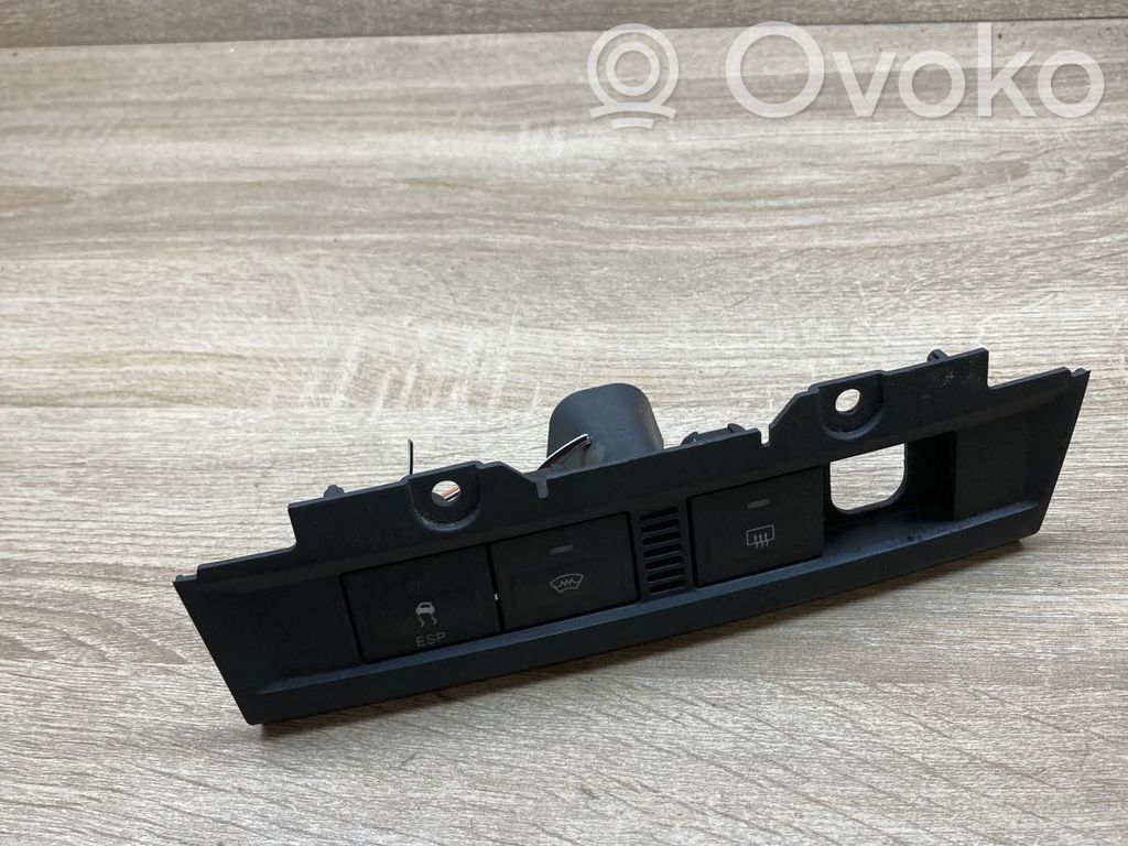 Windscreen/window heater switch   4M5113D734BB,4M5113D734BB