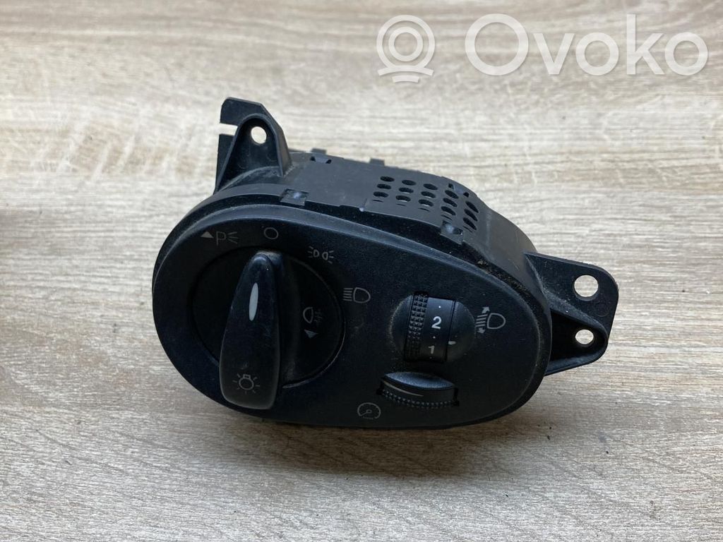 Ford Focus Light switch 