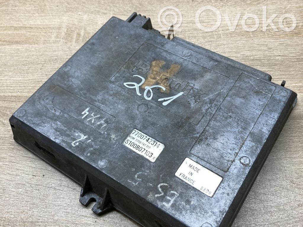 Engine control unit/module ECU   7700742314,S100807103B
