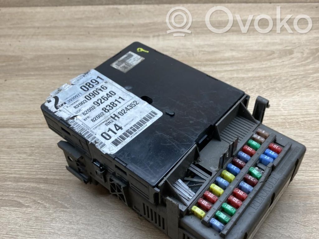 Renault Laguna II Module de fusibles 
