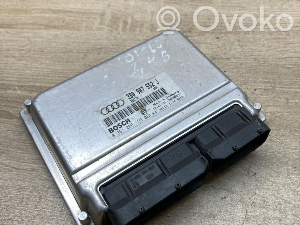 Audi A4 S4 B5 8D Unitate control motor/modul ECU 