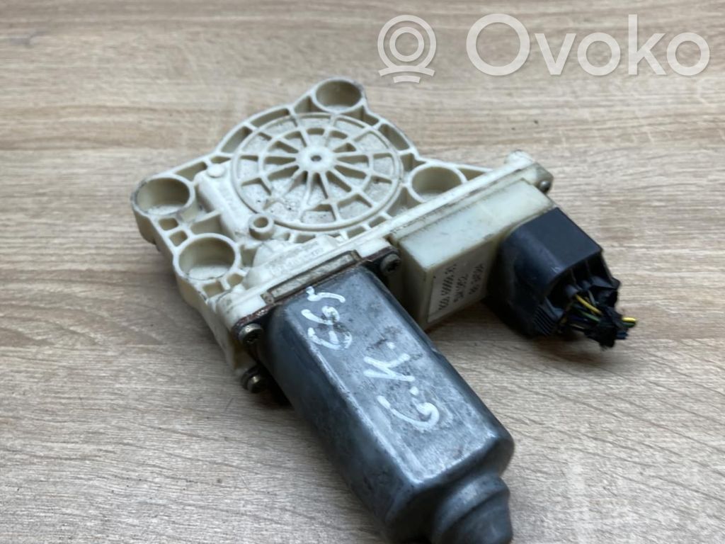BMW 7 E65 E66 Rear door window regulator motor 