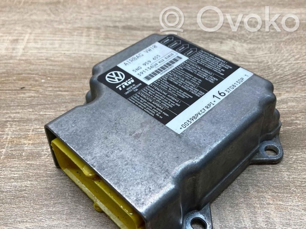 Volkswagen PASSAT B6 Centralina/modulo airbag 