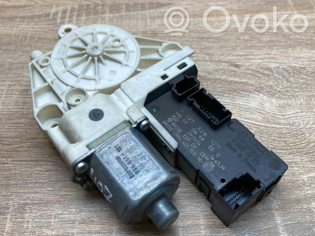 Peugeot 407 Silnik regulatora szyby drzwi przednich 