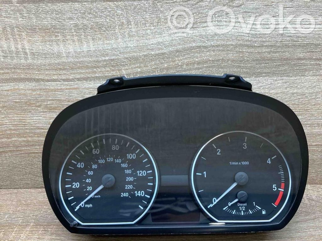 BMW 1 E81 E87 Spidometrs (instrumentu panelī) 