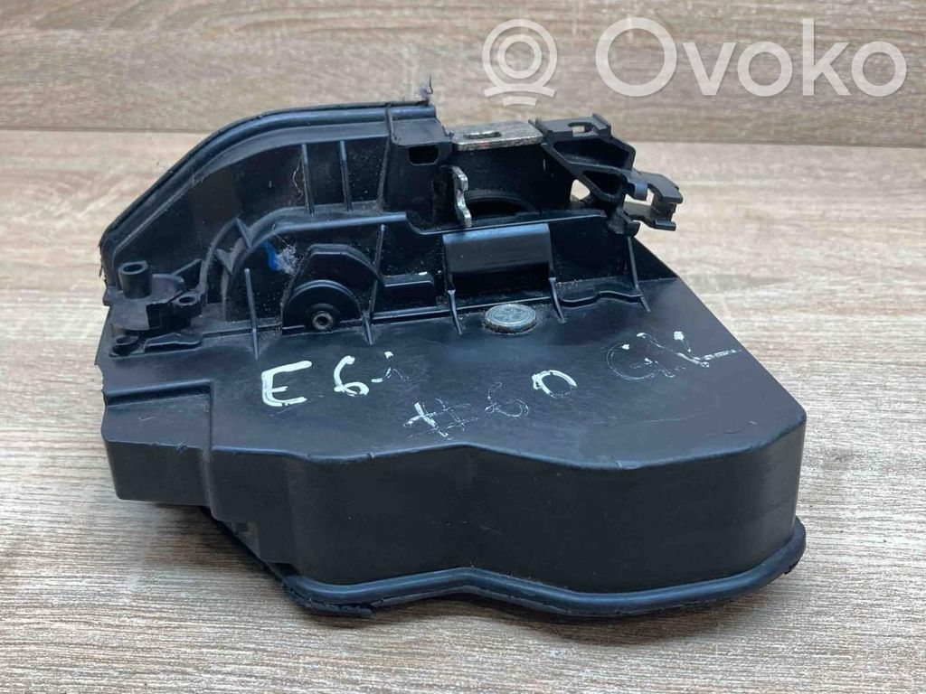 BMW 5 E60 E61 Încuietoare ușă spate 