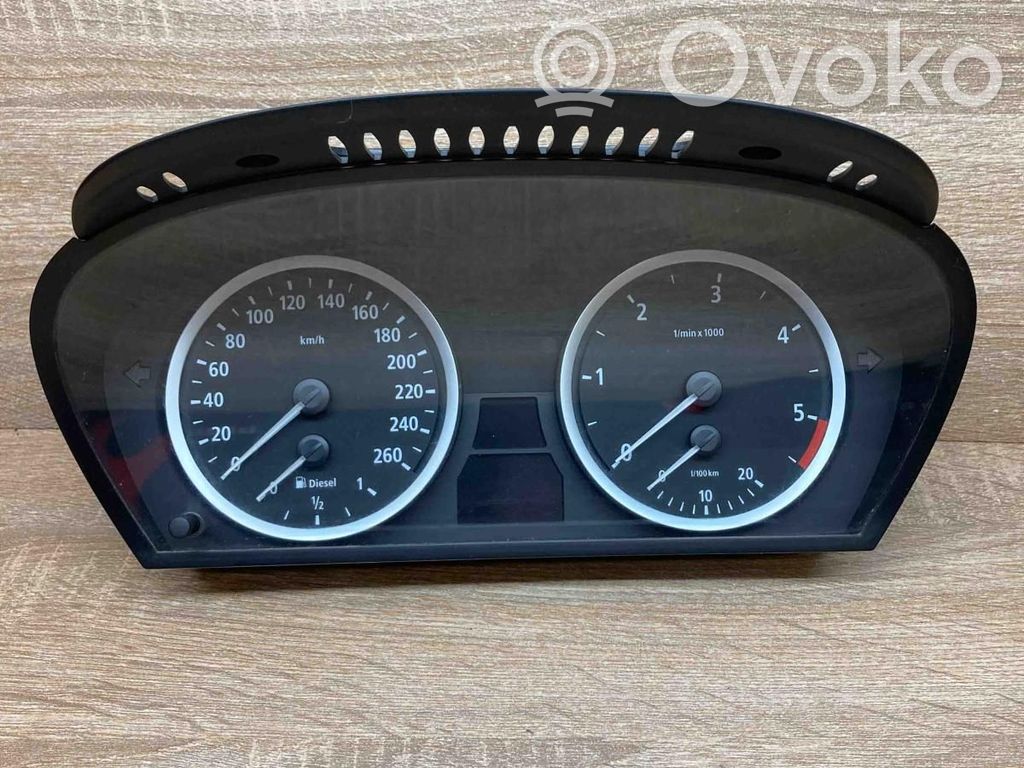 BMW 5 E60 E61 Vitezometru (grup de instrumente) 