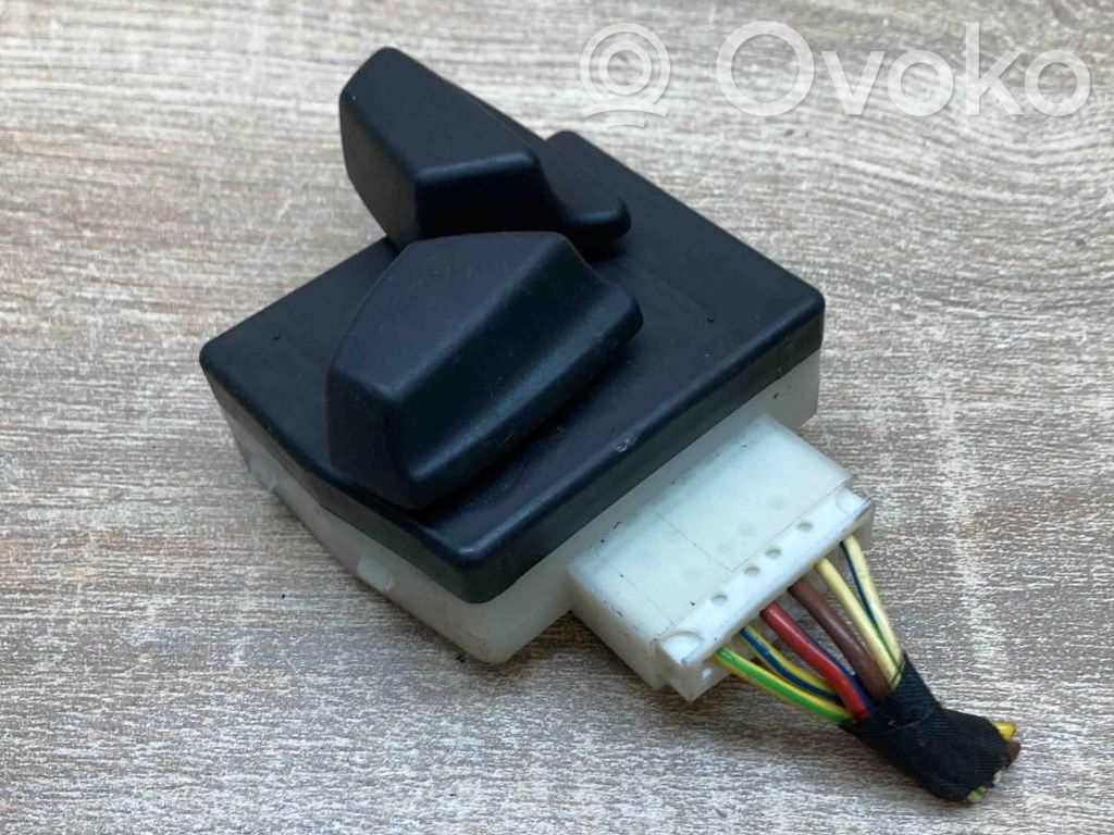Commutateur de commande de siège   6958526,WITHPLUG