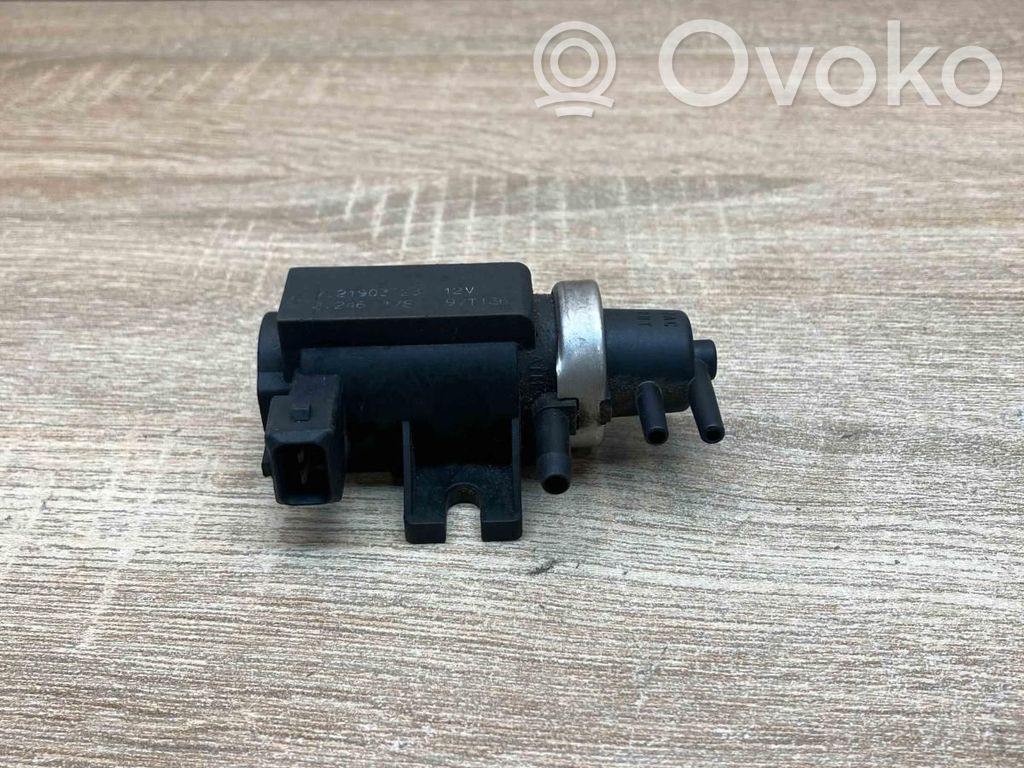 BMW 5 E39 Solenoid supapă turbosuflantă 