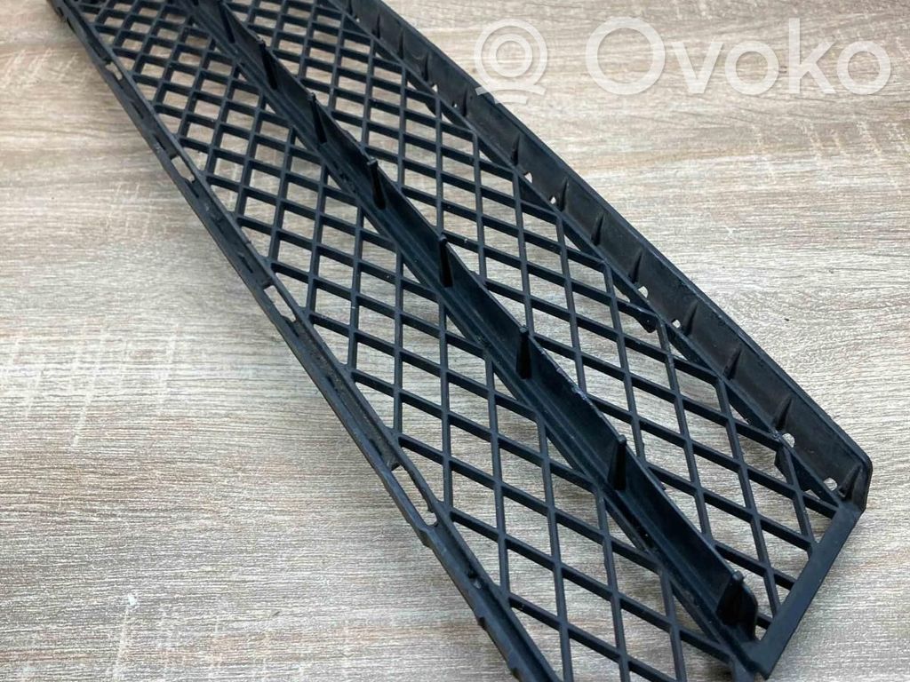 BMW 5 E60 E61 Front bumper lower grill 