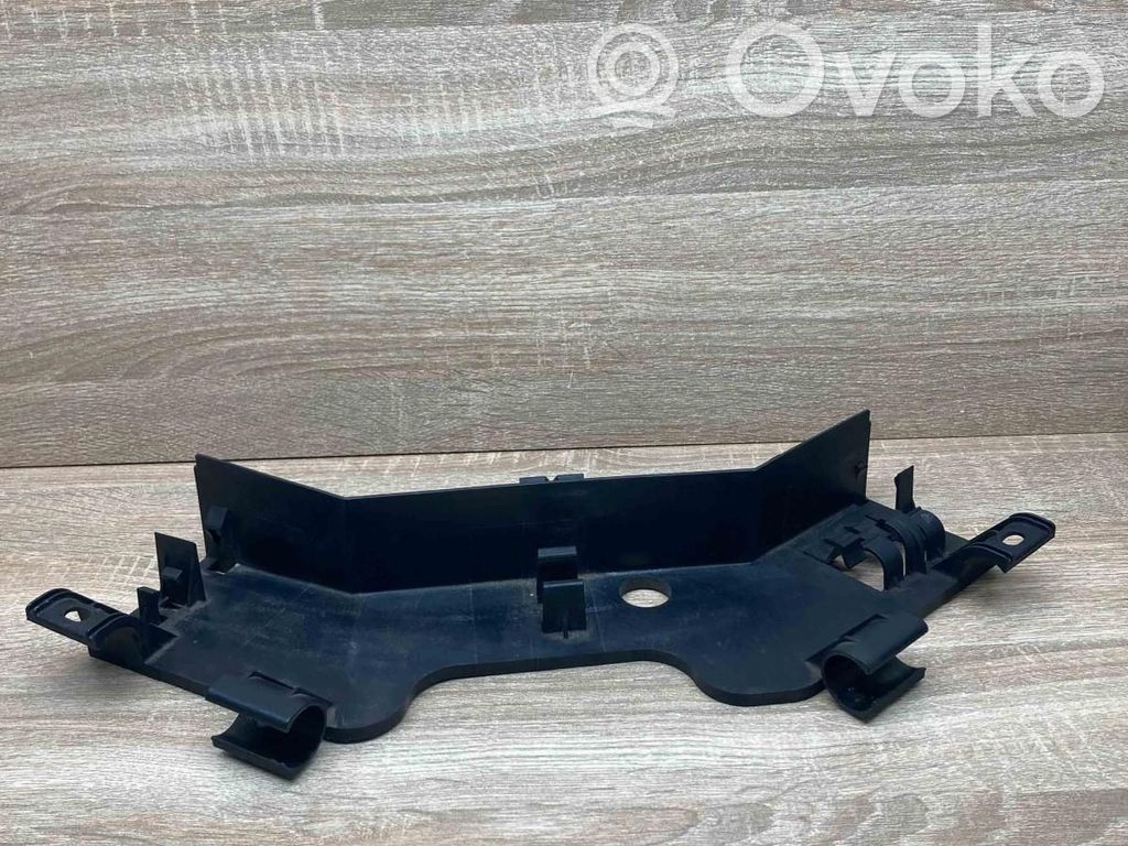 BMW 5 E60 E61 Other engine bay part 