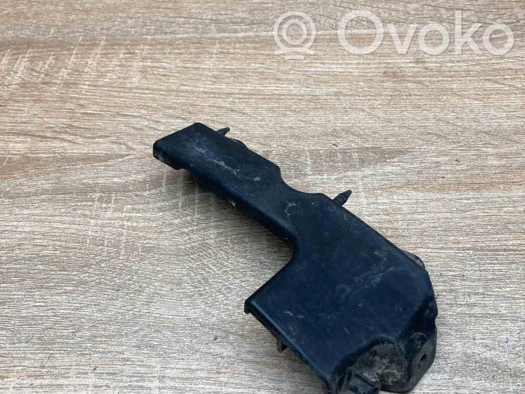Audi A4 S4 B7 8E 8H Staffa di rinforzo montaggio del paraurti anteriore 
