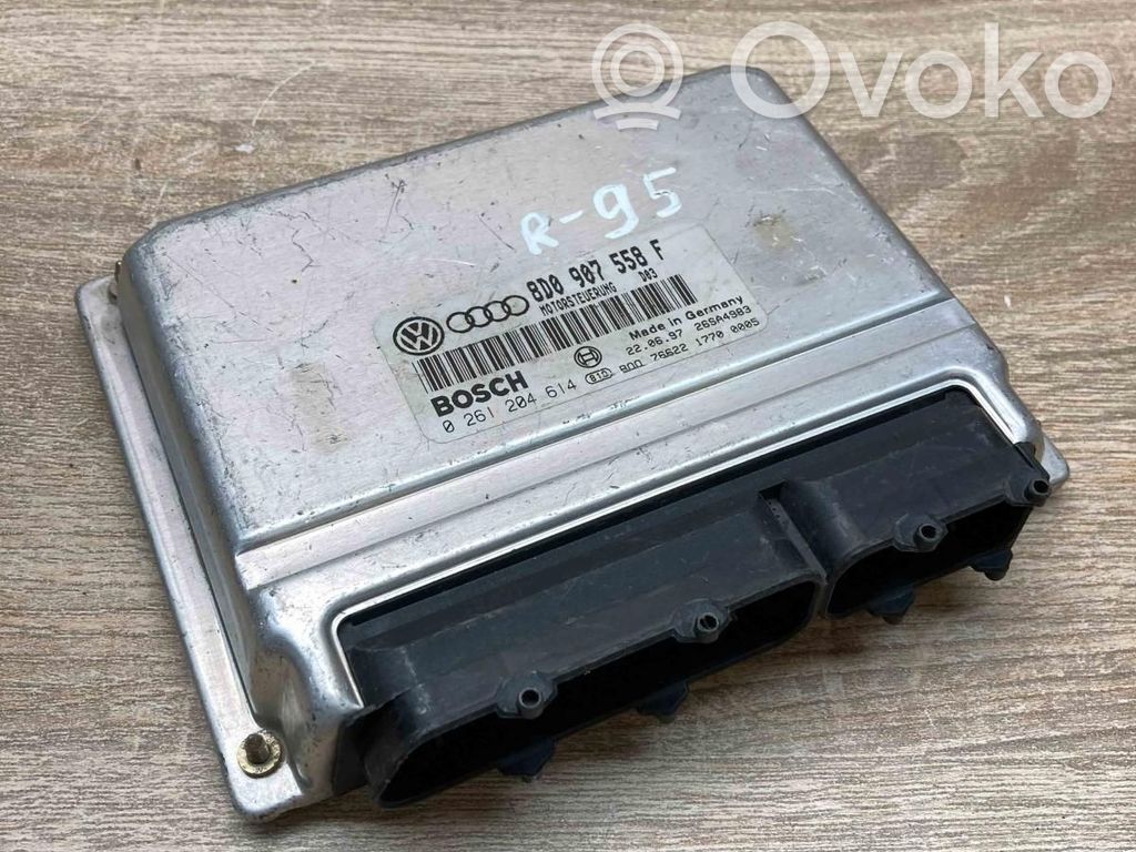 Unidad de control/módulo ECU del motor   8D0907558F,0261204614