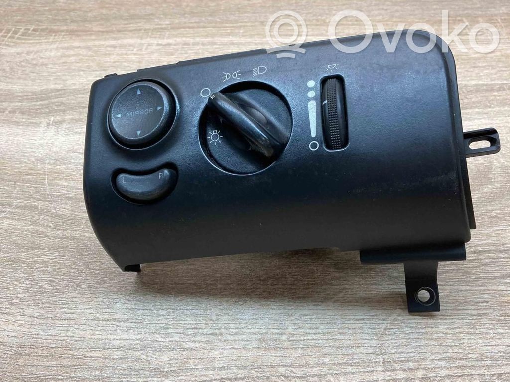 Chrysler Voyager Light switch 