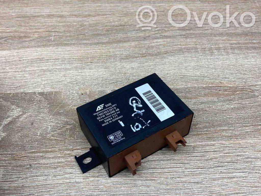 Immobilizer control unit/module   7M0953257D,95VW19A366AB