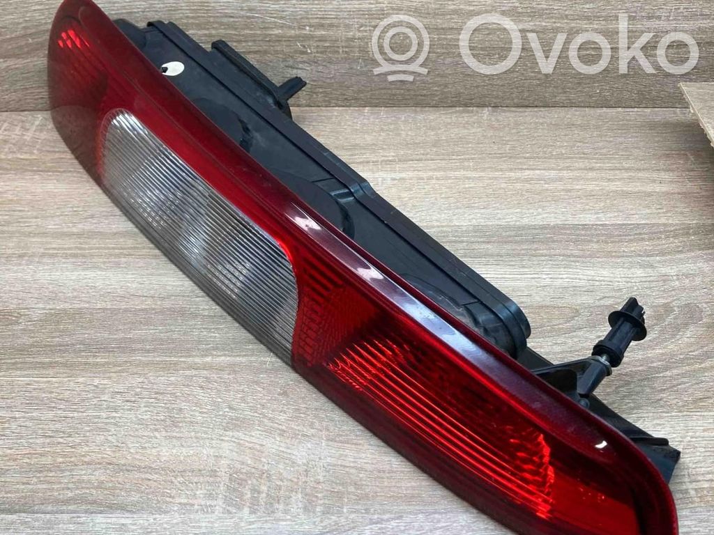 Takavalot   3M5113A603AA,3M5113N411AA