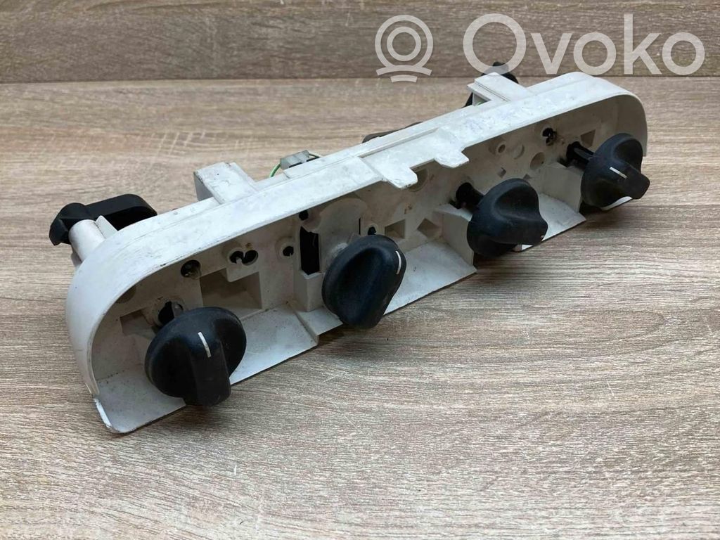 Opel Omega B1 Climate control unit 