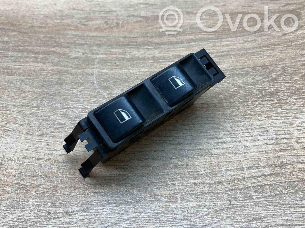 Electric window control switch   8381514,03120220