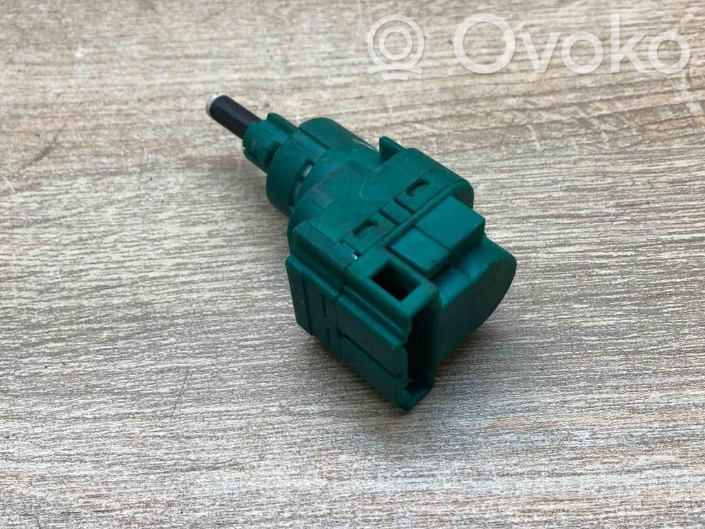 Volkswagen Multivan T5 Brake pedal sensor switch 