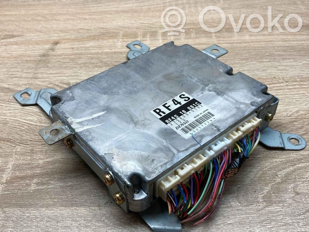 Mazda 323 F Komputer / Sterownik ECU silnika 
