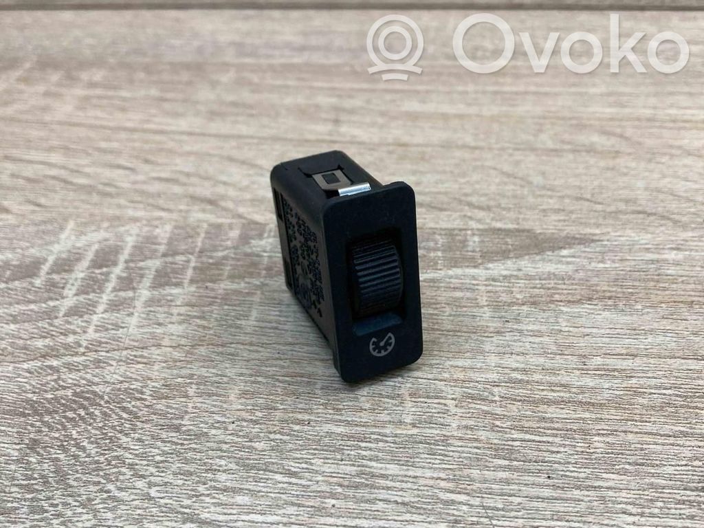 Panel lighting control switch   8360461,259160,21318000