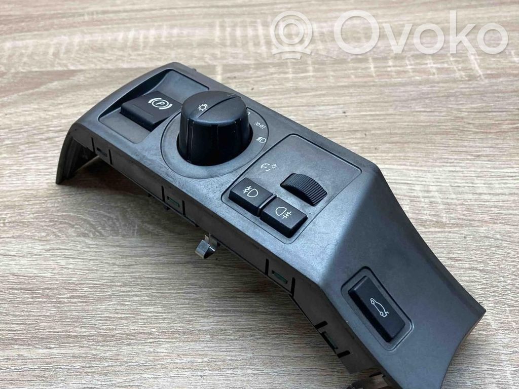 Interrupteur d’éclairage   6918849,PARKINGSWITCH
