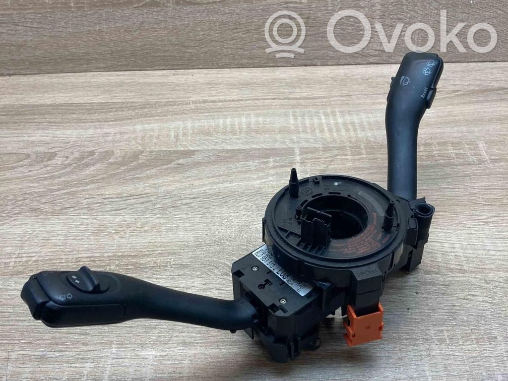 Volkswagen Golf IV Wiper turn signal indicator stalk/switch 