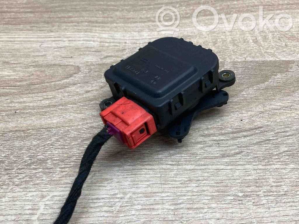 Audi A4 S4 B5 8D Motor/actuator clapetă aer 
