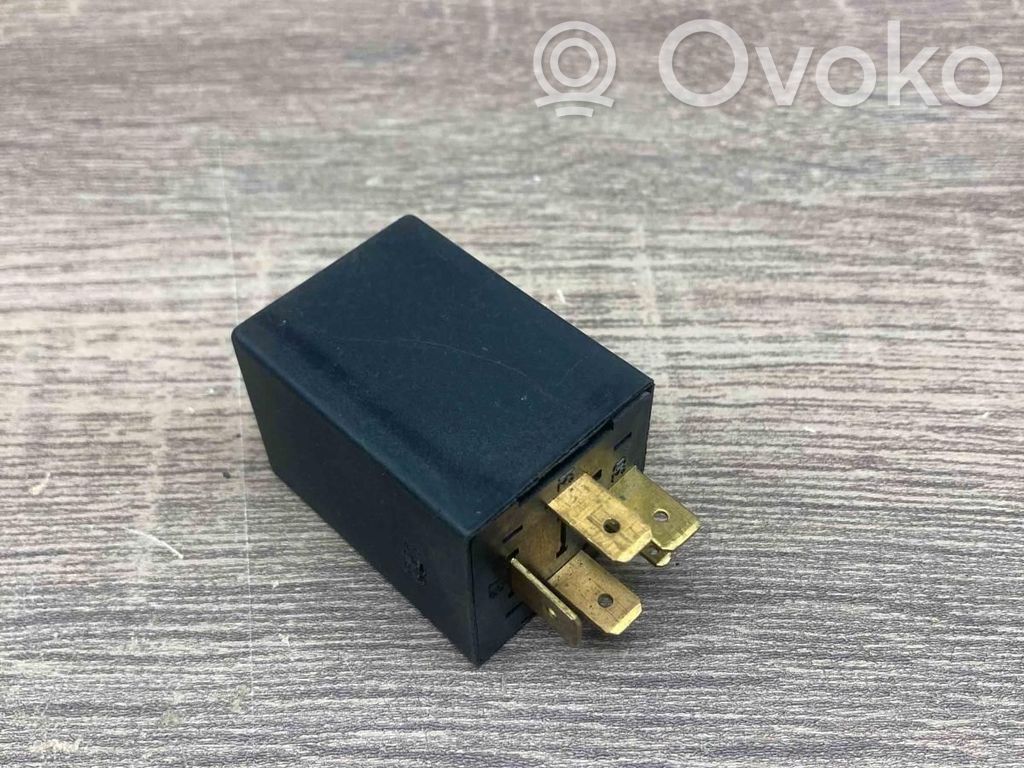 Opel Vectra A Muu rele 