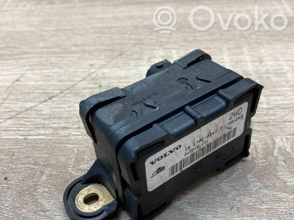 Volvo V70 Vakaajan pitkittäiskiihtyvyystunnistin (ESP) 