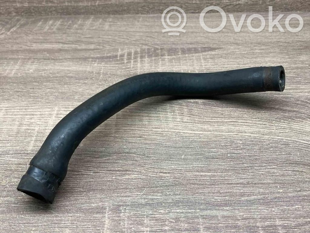 BMW 5 E34 Engine coolant pipe/hose 