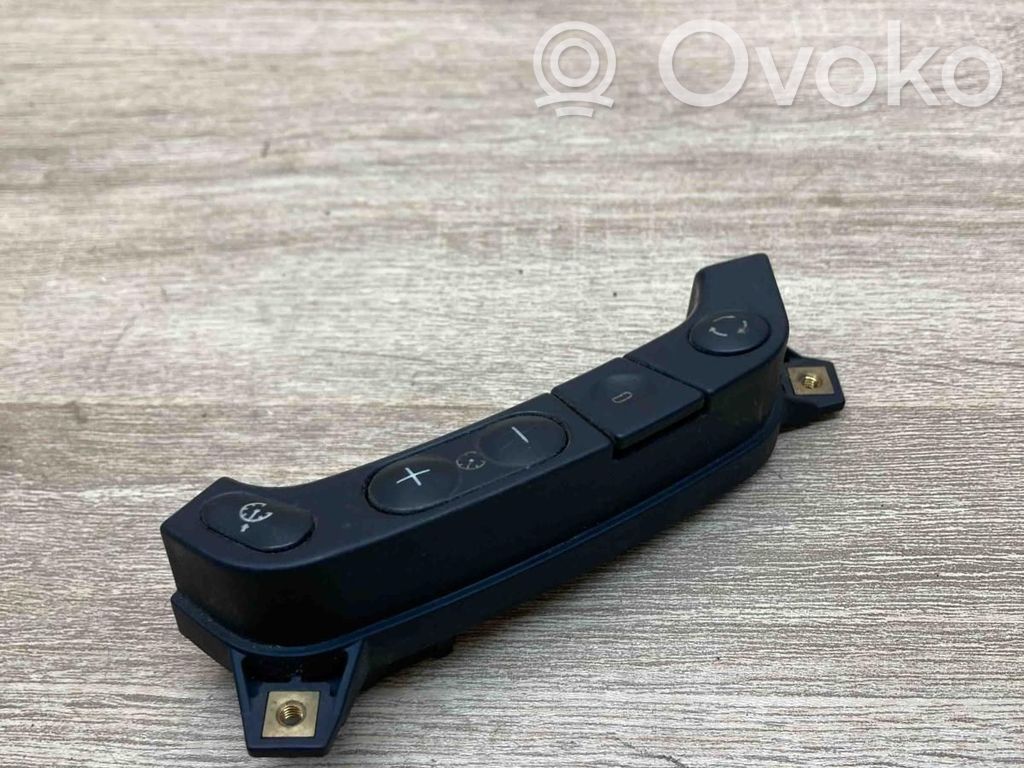 BMW 5 E39 Steering wheel buttons/switches 