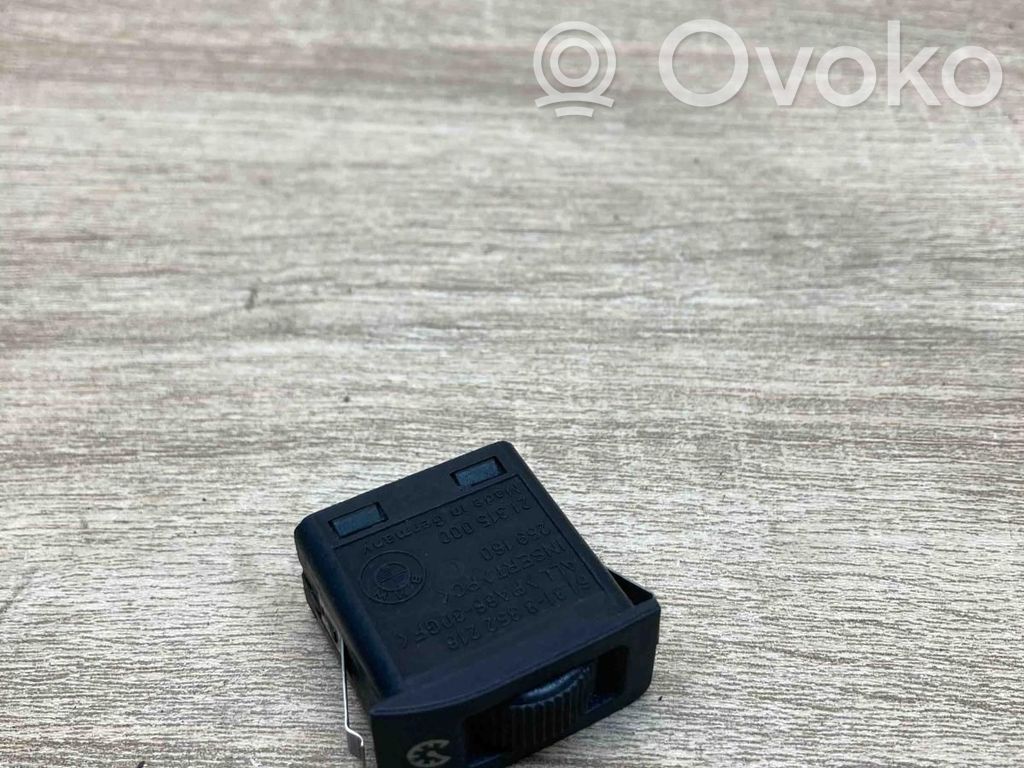 Panel lighting control switch   8352216