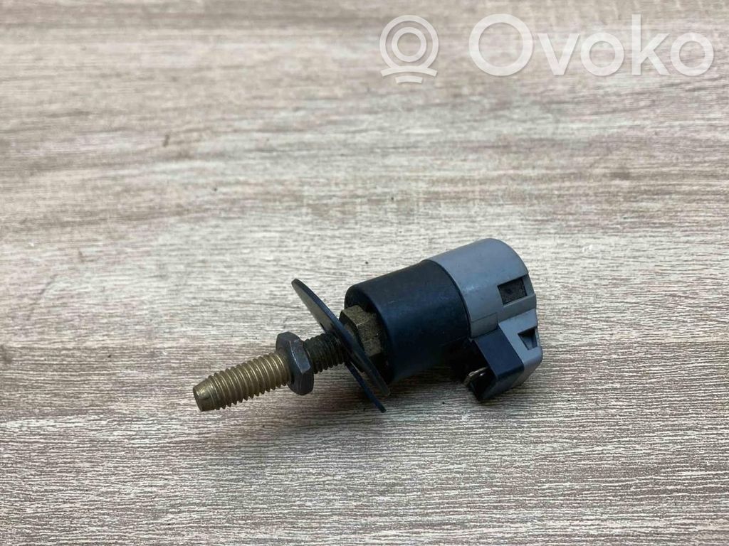 BMW 5 E39 Kaasupolkimen asentoanturi 