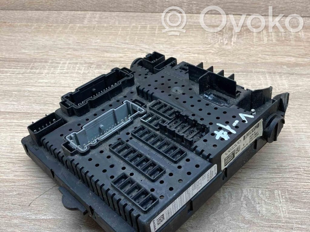 Volvo XC70 Modulo fusibile 