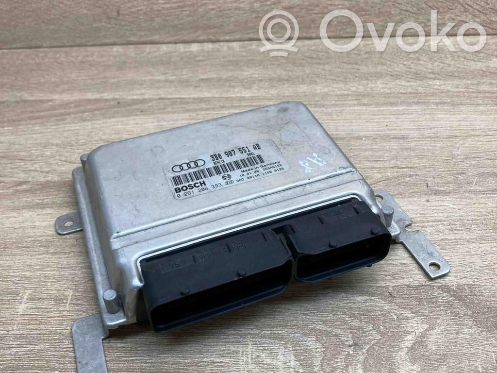 Audi A8 S8 D2 4D Engine control unit/module ECU 