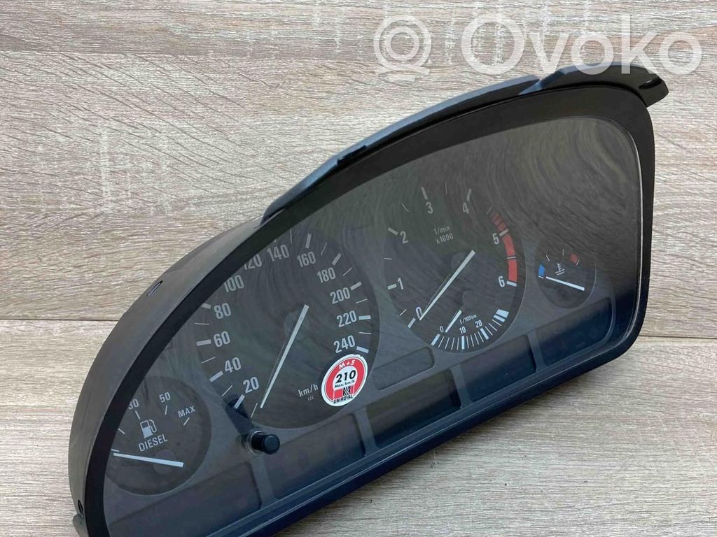Licznik / Prędkościomierz   8381198,110008735054,FORDIESEL
