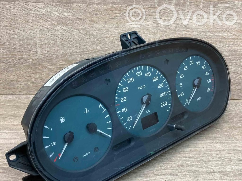Renault Scenic I Nopeusmittari (mittaristo) 